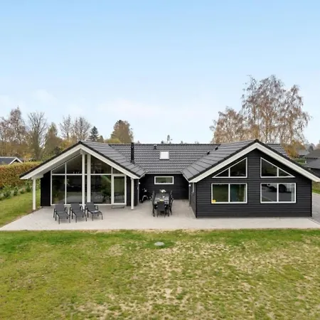 Villavilla #550 - Marielyst, Lollandfalstermøn * Bøtø By